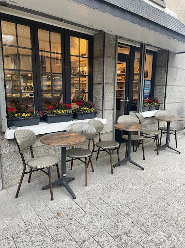 Au Bon Endroit — photo 2