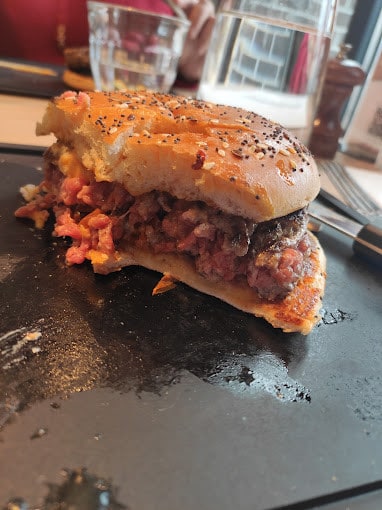 Hippopotamus - Un burger