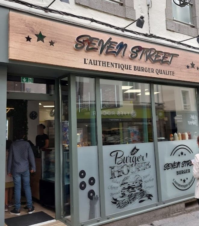 Seven Street — photo 3