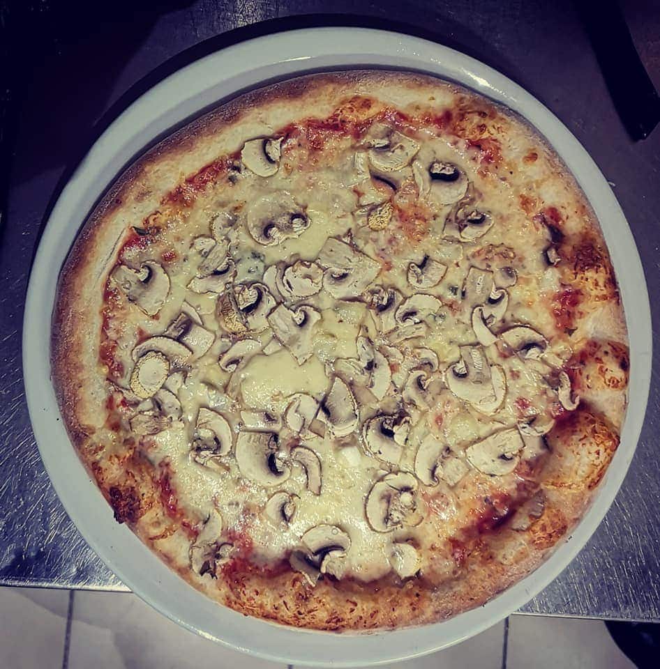 Mario's pizza — photo 2