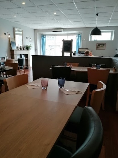 La Riviera — photo 3