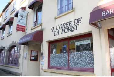 À l'Orée de la Forêt — photo 3