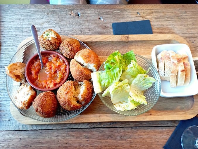 At Home Café — photo 2