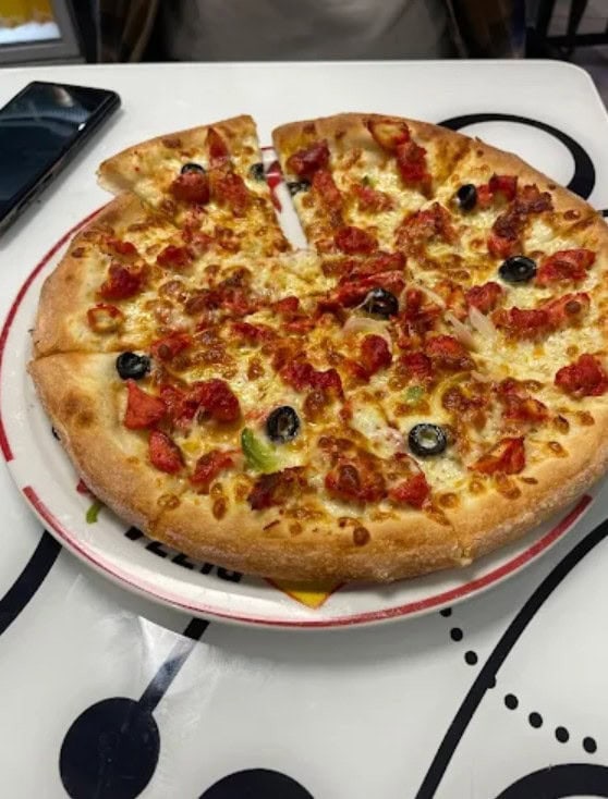 Iqra snack et pizza — Pizza - pizzéria à Metz — photo 2