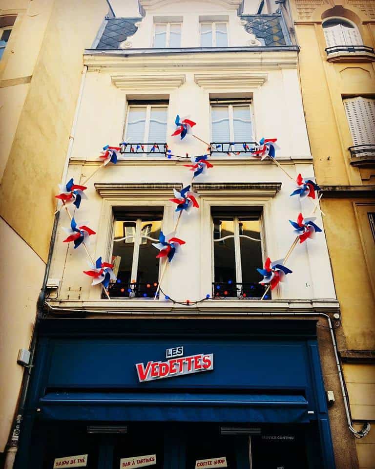 Les Vedettes — photo 2