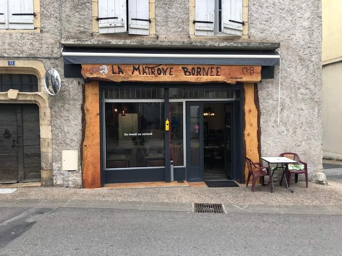 La Matrone Bornée — photo 3