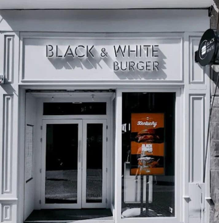 Black & White Burger — photo 3