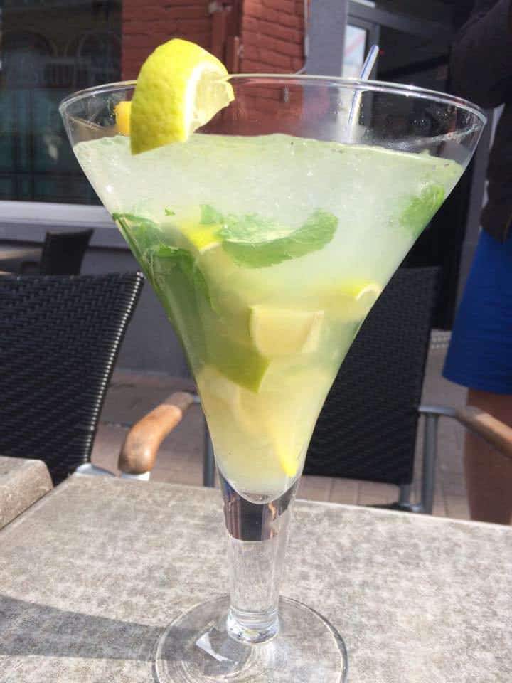 Esta bar — photo 2
