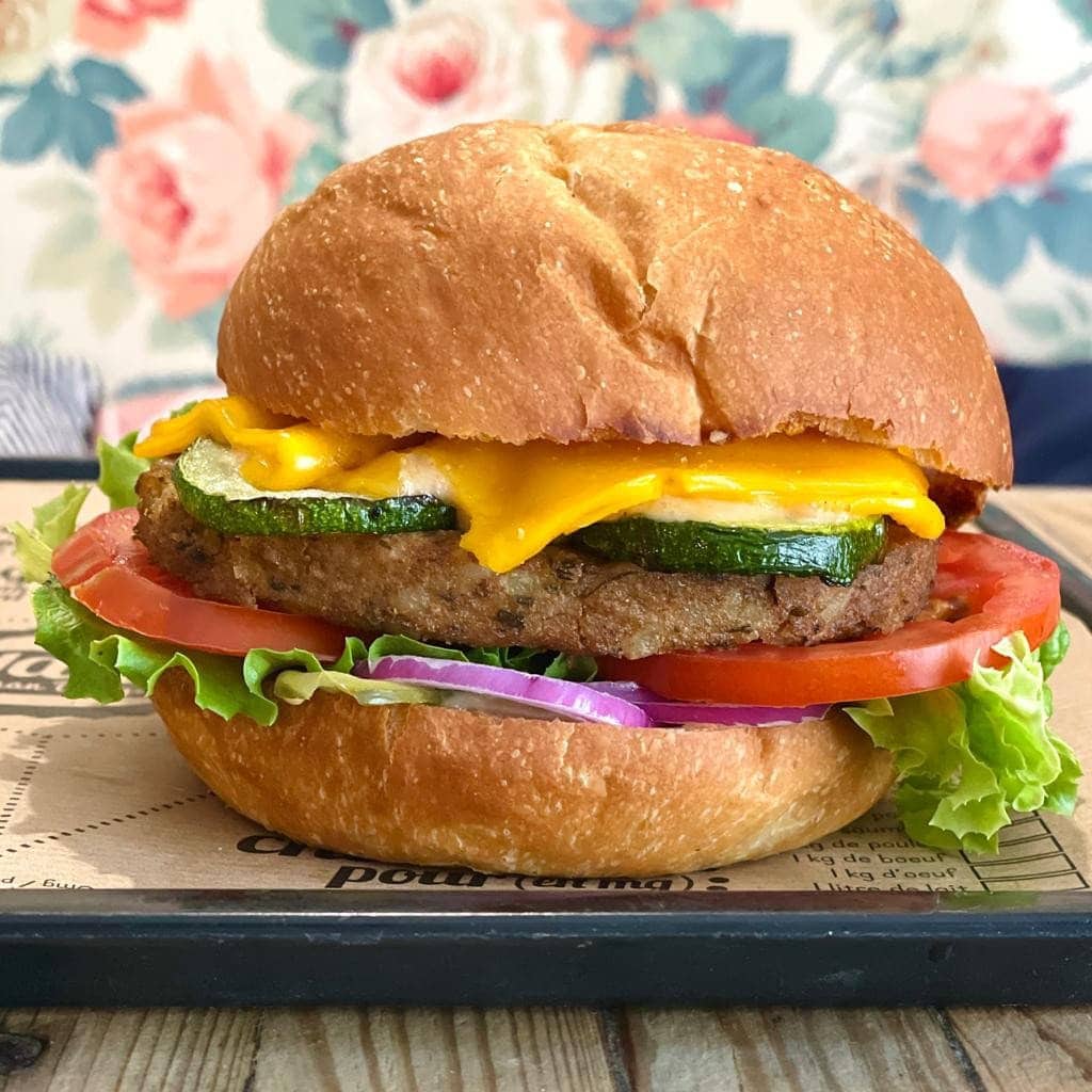 Hank Burger — photo 2