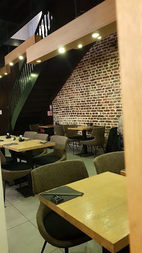 Sushi Shop - La salle de restauration