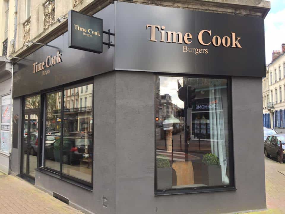 Tim Cook — photo 2