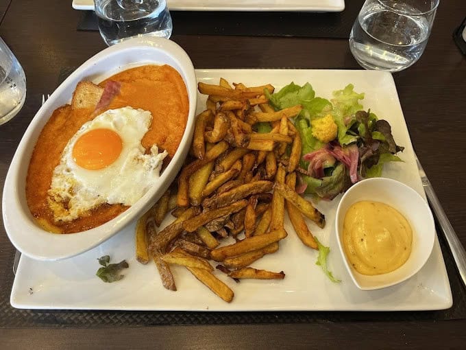 La Place des Amis — photo 2