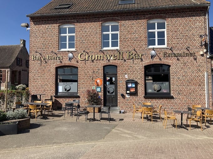 Cromwell Bar — photo 2