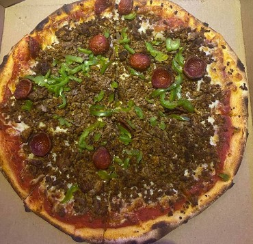 Dubai pizza — photo 2