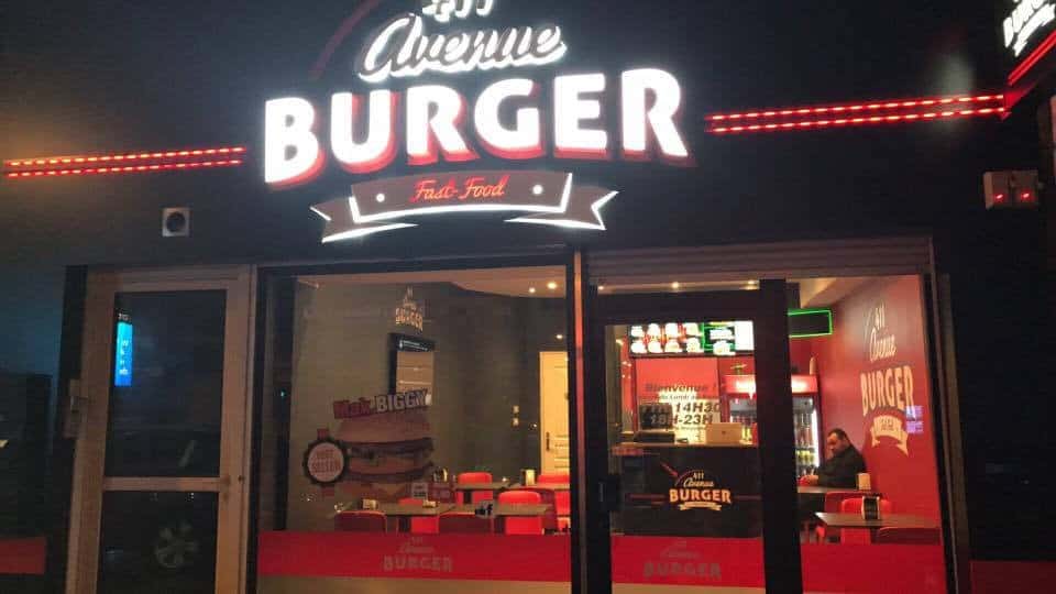 411 Avenue Burger — photo 2