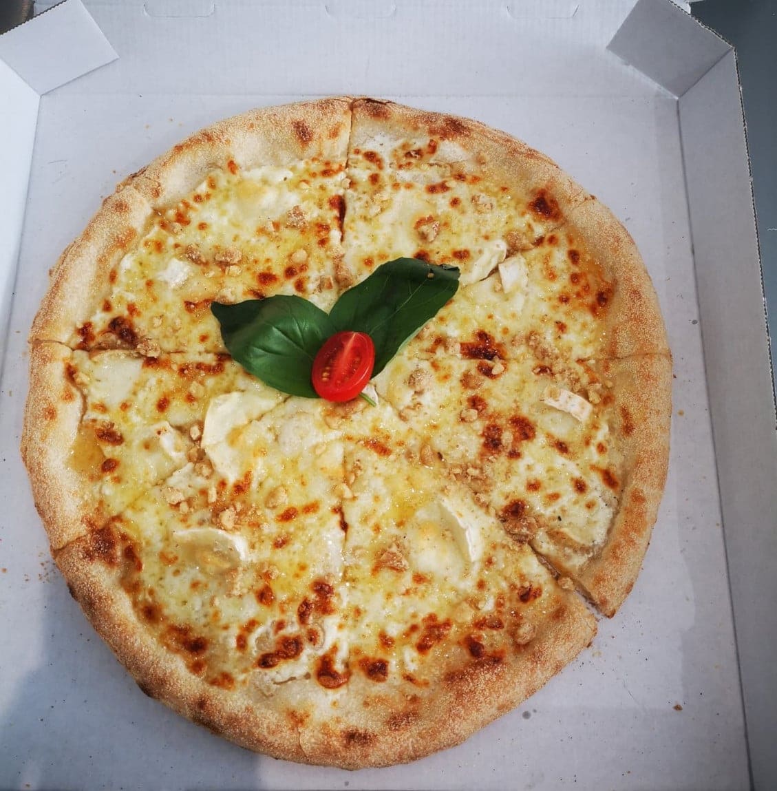 Costa Esmeralda pizzeria — photo 3