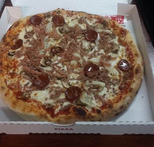 Photo de Dino's Pizza