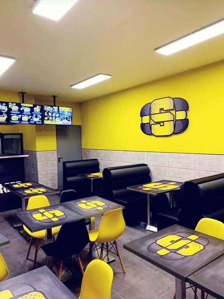 Bucket's Burger — photo 3