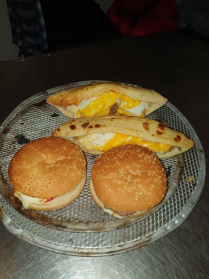 Pizza bueno 2 — photo 3