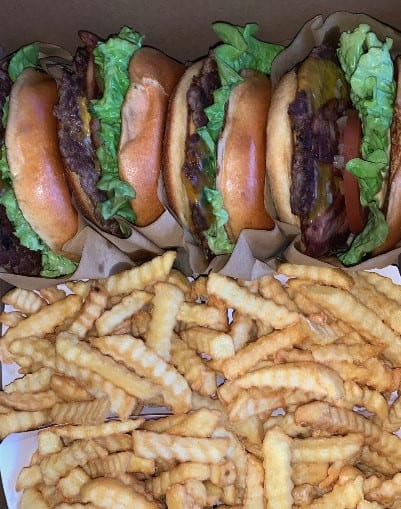 The Burger Yug’s — photo 2