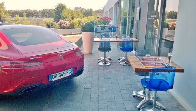 Mercedes Café — photo 2