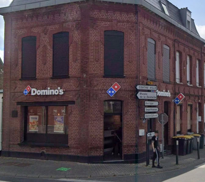 Domino's pizza - La façade