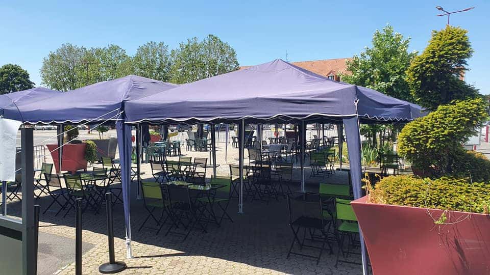 Café de la place — photo 2