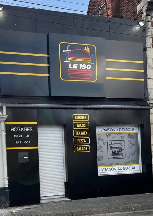 LE 190 — photo 3