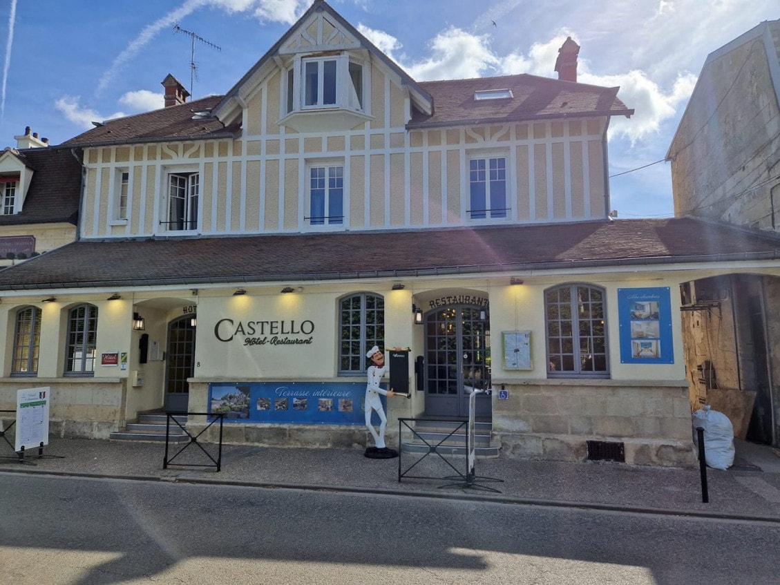 Castello — photo 2
