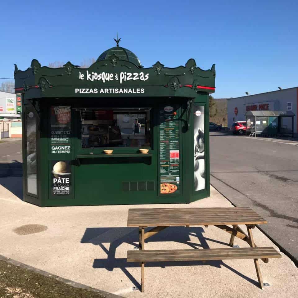 Le Kiosque à Pizzas - La façade du restaurant