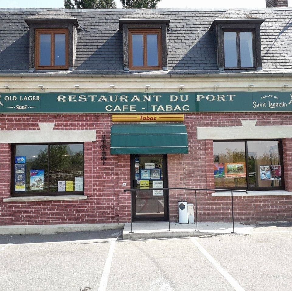 Le Café Du Port — photo 2
