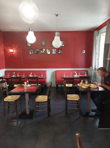 Le relais du carrefour Bistro n17 — Viandes et Grillades à La Chapelle en Serval — photo 3
