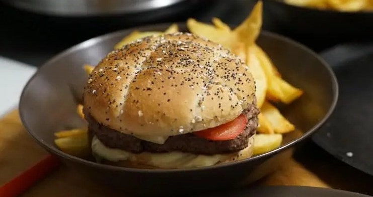 Burger Avenue — photo 2