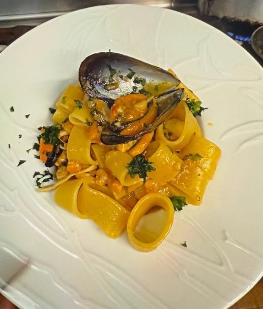 Deux Napolitains à Paris — Restaurant Italien à Orry la Ville — photo 2