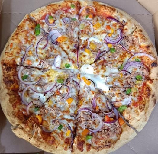 Sunny pizza — photo 2