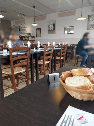 Bar Des Trois Aiglettes — photo 2