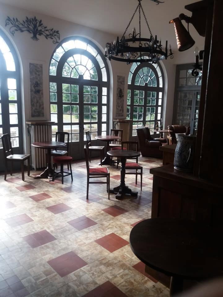 Les Trois Cheminées — Bistro - Bar à Montsecret-Clairefougère  — photo 2