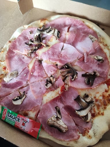Eiffel Pizza — photo 2