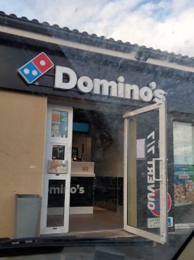 Domino's pizza - La façade