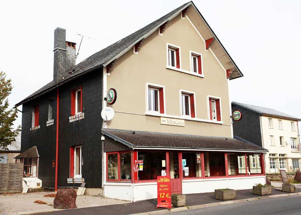 Au Bon Gaulois — Bistro - Bar à Saint Julien Puy Laveze — photo 2
