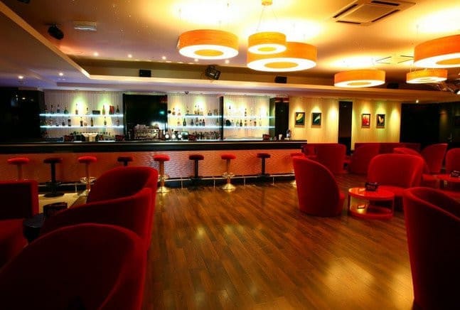 Royal Lounge — photo 3