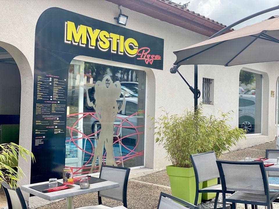 Mystic Pizza — photo 3