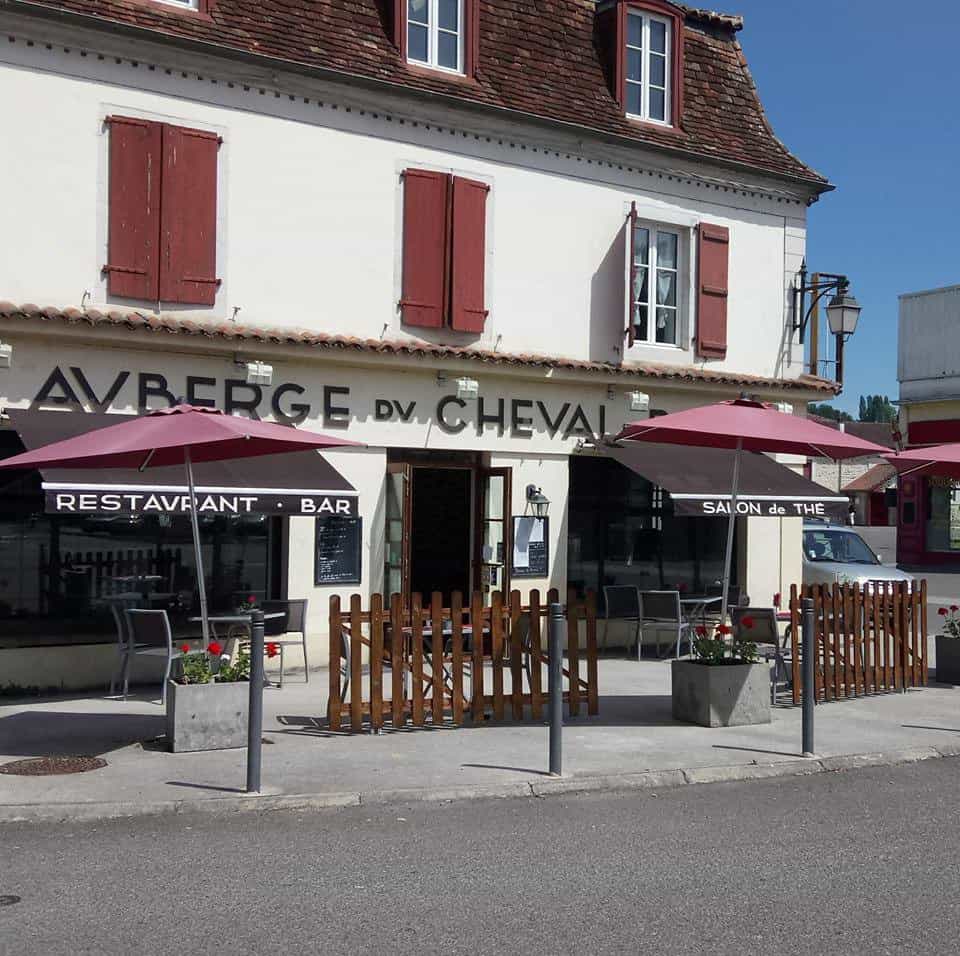 Auberge Du Cheval Blanc — photo 2