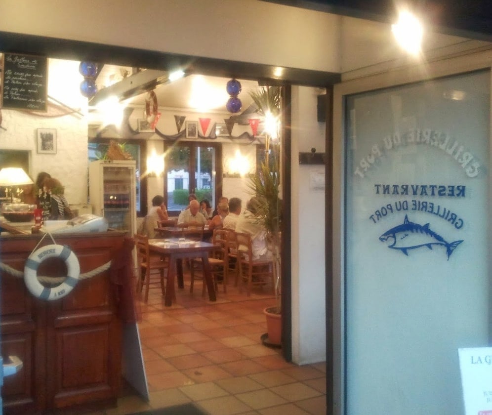 La grillerie de sardines — Poissons et fruits de mer à Saint Jean de Luz — photo 3