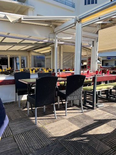 Le Dauphin — Poissons et fruits de mer à Saint Jean de Luz — photo 3