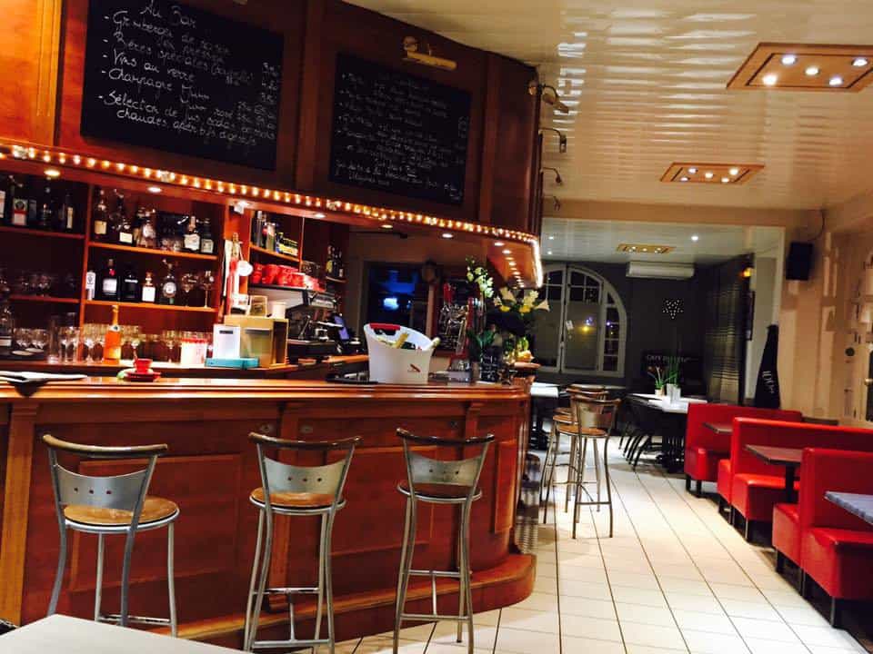 Café Du Centre — photo 3