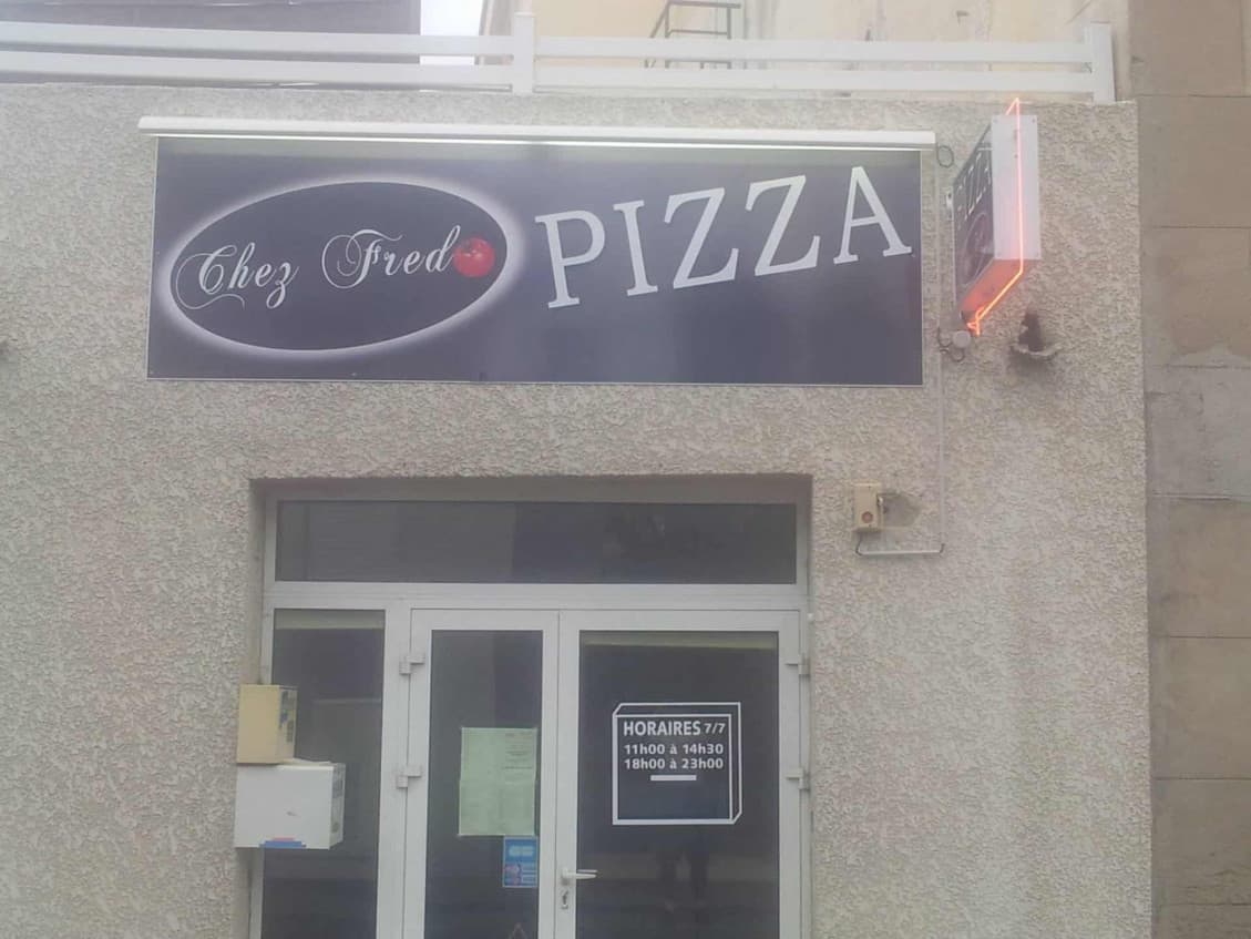 Chez Fredo Pizza — photo 2