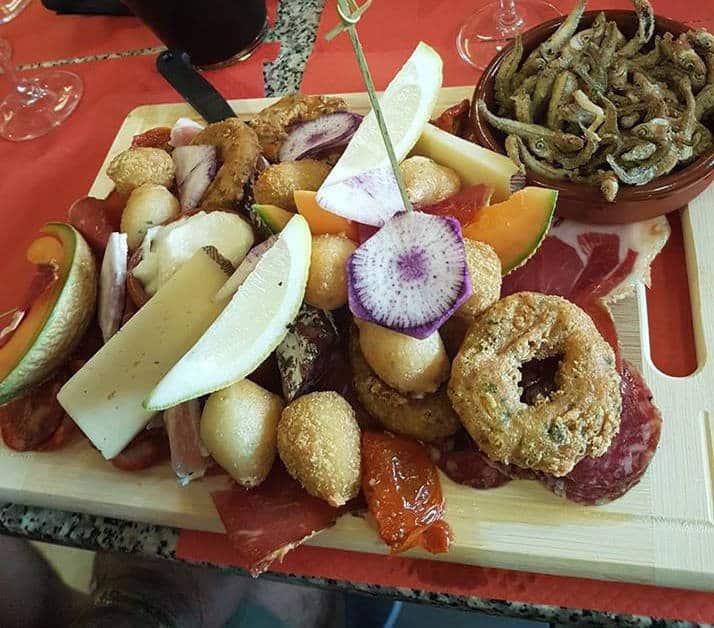 El Clavel — photo 3
