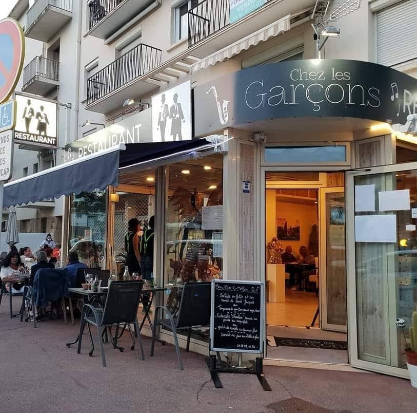Chez les garçons — photo 3