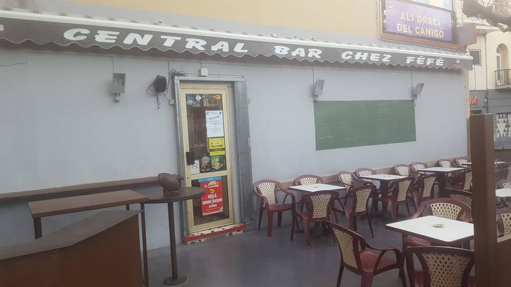 Central Bar — photo 2